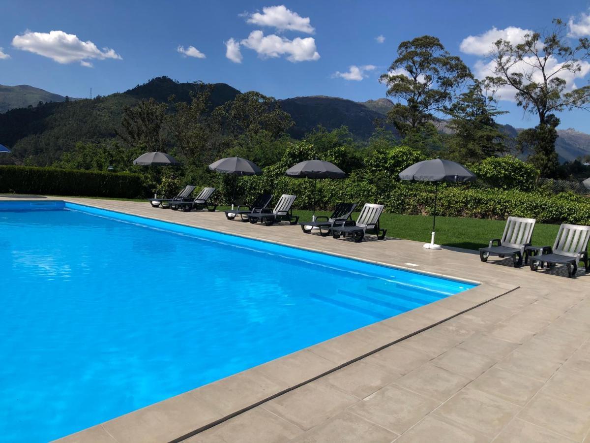 Hotel Eco Salvador Geres Exterior foto